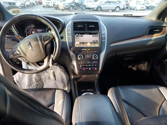 Photo 8 from auction – 2019 LINCOLN MKC RESERV with VIN 5LMCJ3D97KUL43171