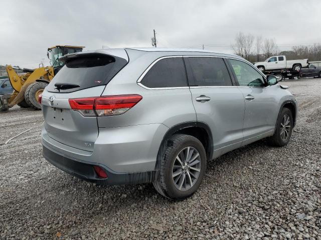 Photo 3 from auction – 2017 TOYOTA HIGHLANDER with VIN 5TDKZRFH1HS206145