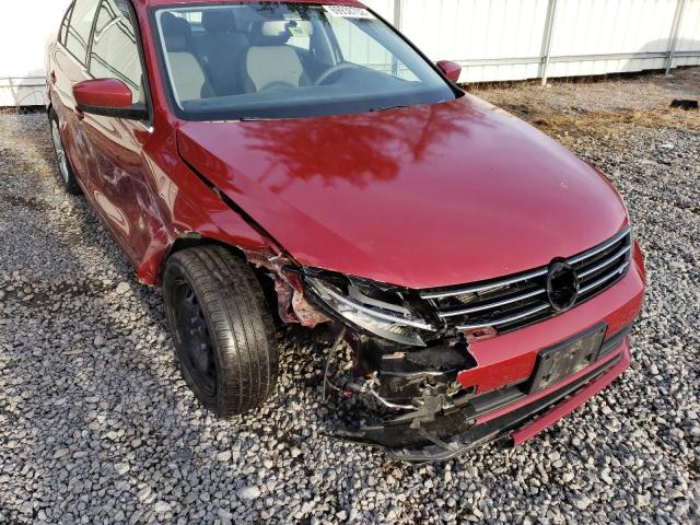 Photo 4 from auction – 2017 VOLKSWAGEN JETTA S with VIN 3VW2B7AJ5HM354105