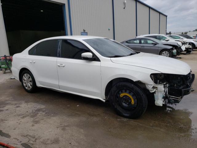 Photo 4 from auction – 2013 VOLKSWAGEN PASSAT S with VIN 1VWAP7A39DC079994
