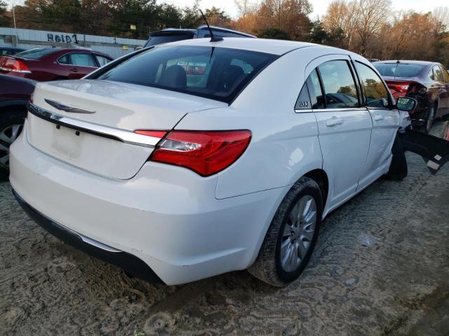 صورة رقم 3 من المزاد - 2014 CHRYSLER 200 LX مع VIN 1C3CCBAB9EN231137