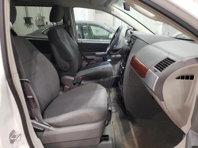 Photo 7 from auction – 2008 CHRYSLER TOWN & COU with VIN 2A8HR54P58R769424