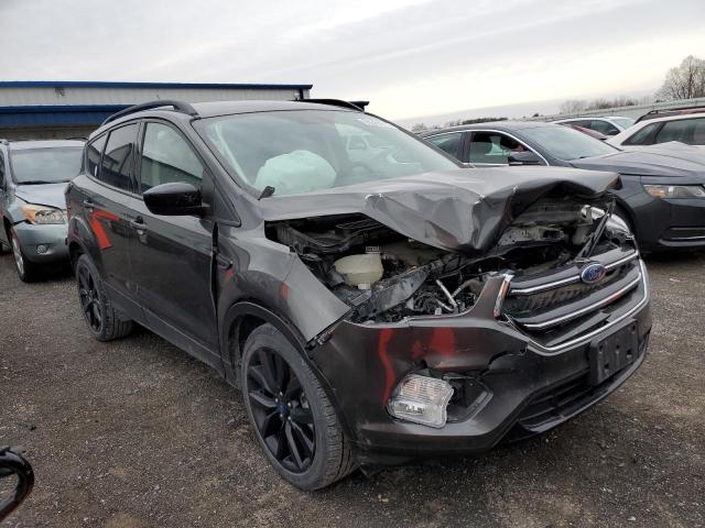 Photo 4 from auction – 2017 FORD ESCAPE SE with VIN 1FMCU9GD3HUC61573