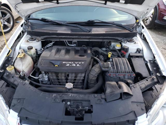 Photo 11 from auction – 2014 CHRYSLER 200 LX with VIN 1C3CCBAB9EN231137