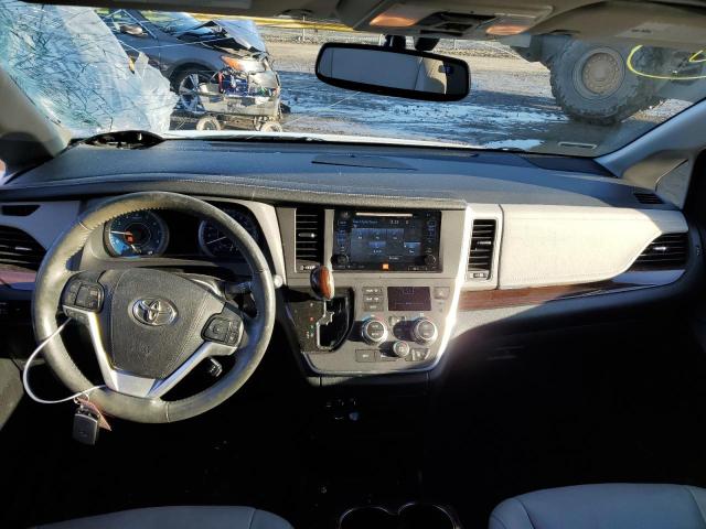 Photo 8 from auction – 2017 TOYOTA SIENNA XLE with VIN 5TDYZ3DC3HS868100