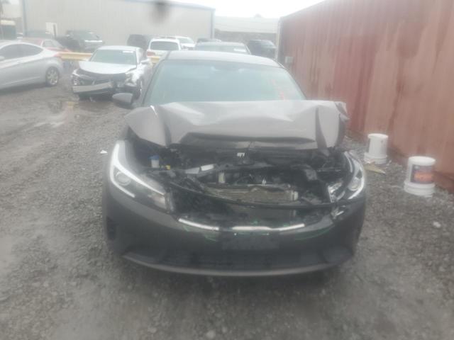 Photo 5 from auction – 2017 KIA FORTE LX with VIN 3KPFL4A72HE022993