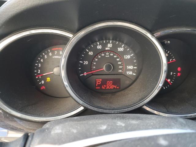 Photo 9 from auction – 2011 KIA SORENTO with VIN 5XYKT3A11BG138040