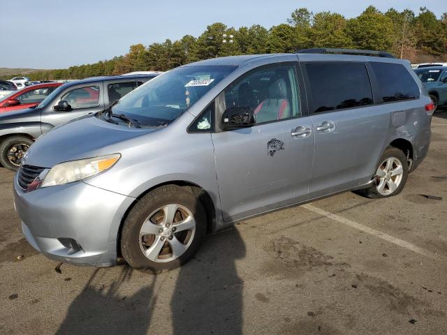 TOYOTA SIENNA 2011 with VIN 5TDKK3DC8BS118905 - Photo from auction