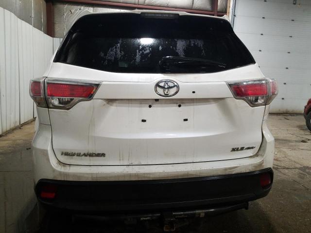 Photo 6 from auction – 2015 TOYOTA HIGHLANDER with VIN 5TDJKRFH9FS222977