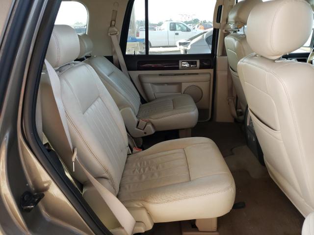 Photo 10 from auction – 2003 LINCOLN NAVIGATOR with VIN 5LMFU28R03LJ40722