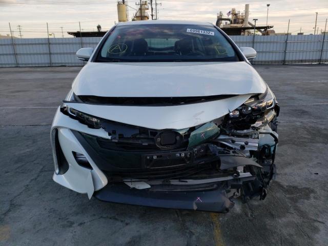 Photo 5 from auction – 2017 TOYOTA PRIUS PRIM with VIN JTDKARFP4H3066463