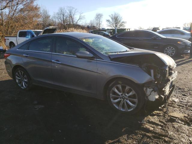 Photo 4 from auction – 2013 HYUNDAI SONATA SE with VIN 5NPEC4AC5DH538375