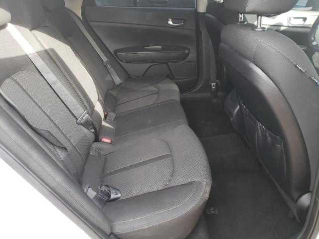 Photo 10 from auction – 2016 KIA OPTIMA LX with VIN 5XXGT4L36GG073644