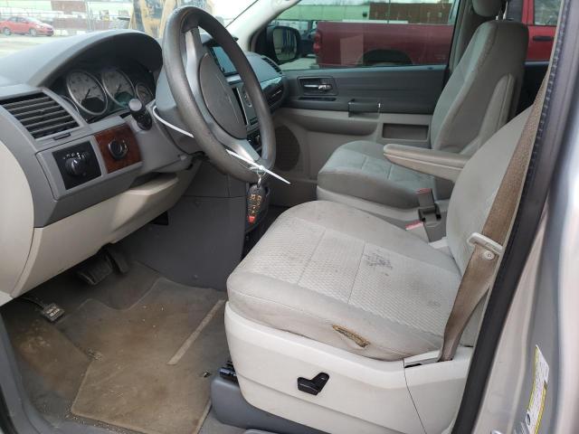 Photo 7 from auction – 2010 CHRYSLER TOWN & COU with VIN 2A4RR2D18AR450329