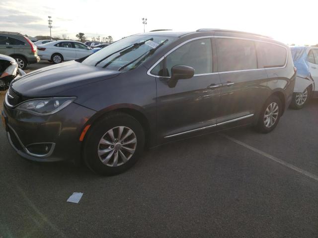 CHRYSLER PACIFICA T 2018 with VIN 2C4RC1BG4JR171050 - Photo from auction