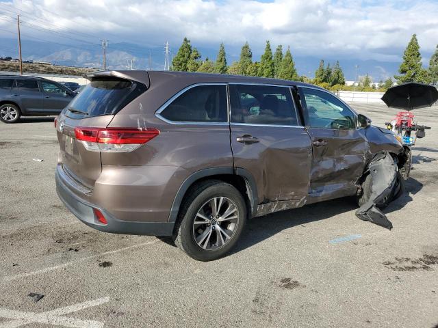 Photo 3 from auction – 2017 TOYOTA HIGHLANDER with VIN 5TDZARFH4HS031718