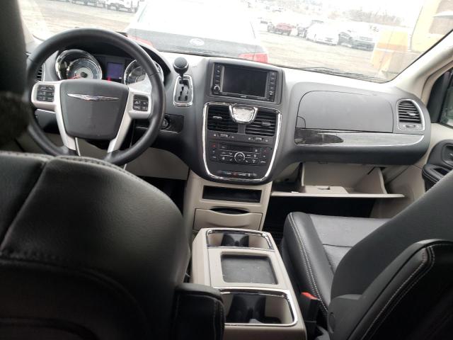 Photo 8 from auction – 2015 CHRYSLER TOWN & COU with VIN 2C4RC1BG5FR578656