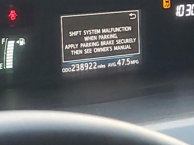 Photo 9 from auction – 2015 TOYOTA PRIUS V with VIN JTDZN3EU6FJ040527