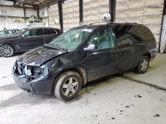 DODGE GRAND CARA 2005 with VIN 2D8GP44LX5R477250 - Photo from auction