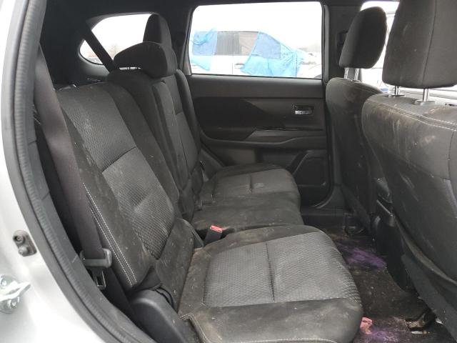 Photo 11 from auction – 2018 MITSUBISHI OUTLANDER with VIN JA4AD3A31JZ026892