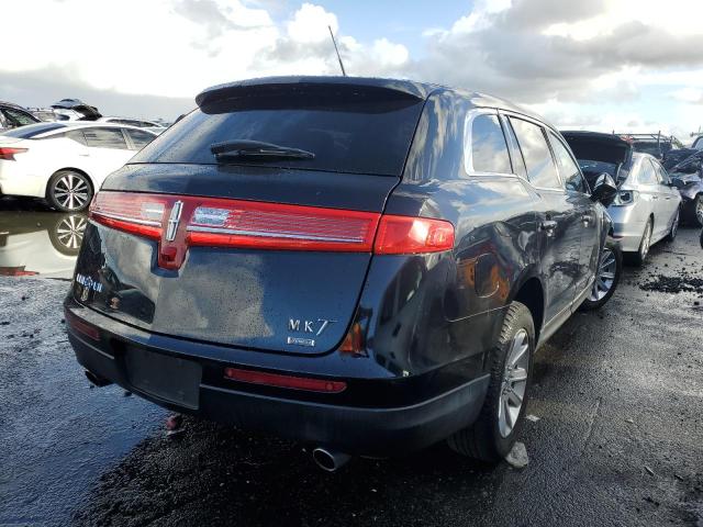 Photo 3 from auction – 2017 LINCOLN MKT with VIN 2LMHJ5NK6HBL00143