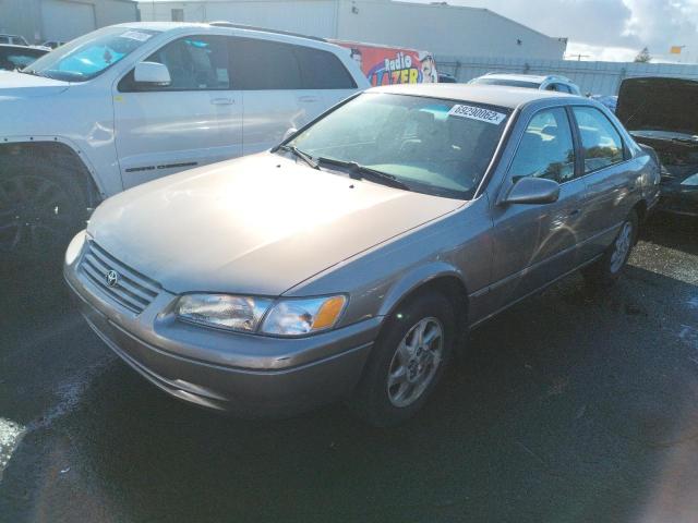 TOYOTA CAMRY LE 1999 with VIN JT2BF22K4X0180152 - Photo from auction