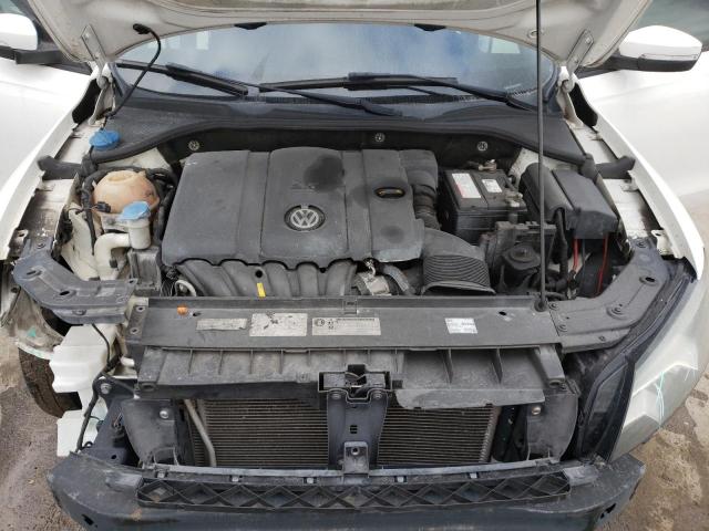 Photo 11 from auction – 2013 VOLKSWAGEN PASSAT S with VIN 1VWAP7A39DC079994