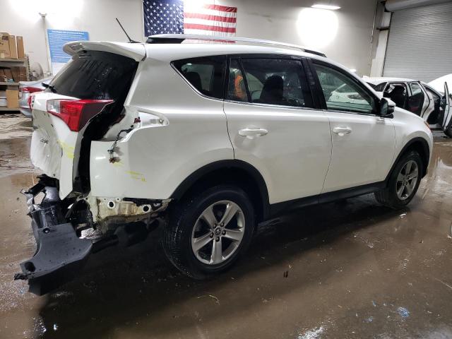 Photo 3 from auction – 2015 TOYOTA RAV4 XLE with VIN JTMRFREV2FD124884