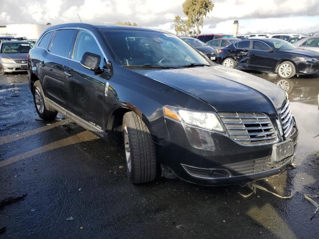 Photo 4 from auction – 2017 LINCOLN MKT with VIN 2LMHJ5NK6HBL00143