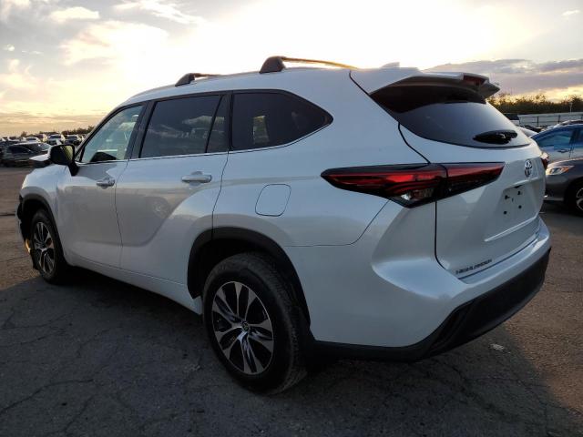 Photo 2 from auction – 2022 TOYOTA HIGHLANDER with VIN 5TDHZRBH2NS573034