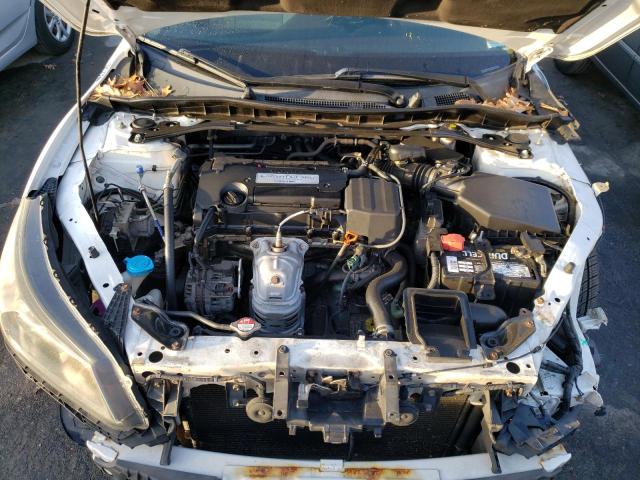 Photo 11 from auction – 2015 HONDA ACCORD EX with VIN 1HGCR2F77FA192122