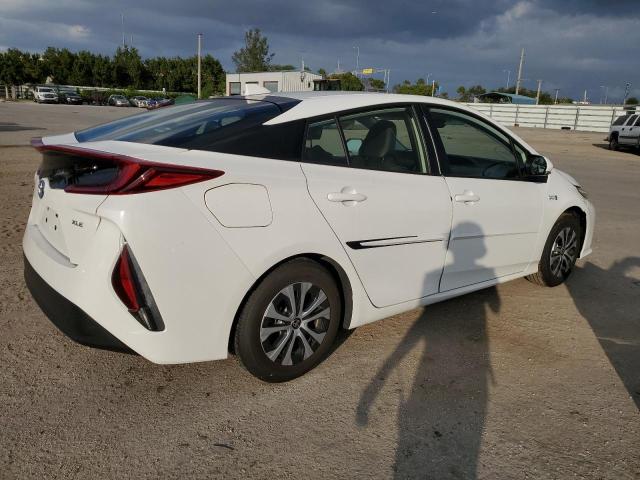 Photo 3 from auction – 2021 TOYOTA PRIUS PRIM with VIN JTDKAMFP1M3195872