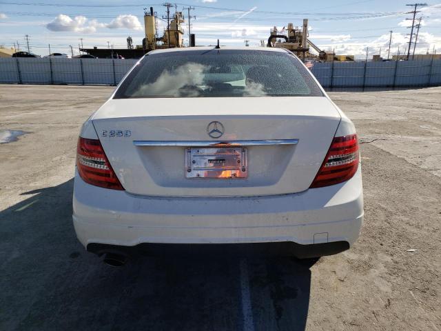 Photo 6 from auction – 2012 MERCEDES-BENZ C 250 with VIN WDDGF4HB1CA672986
