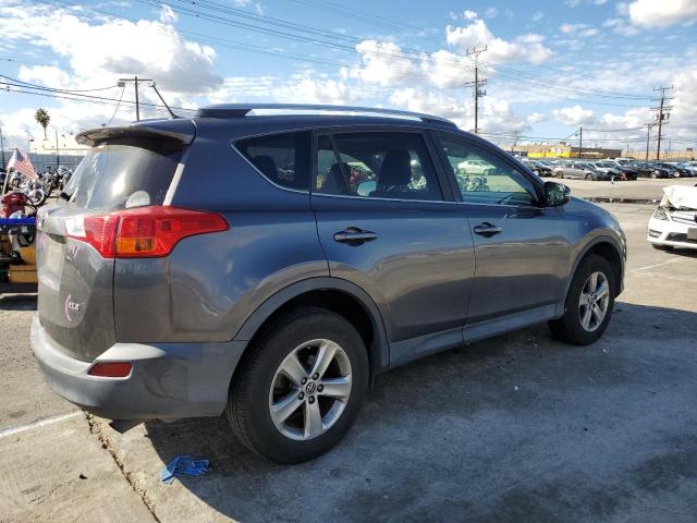 Photo 3 from auction – 2015 TOYOTA RAV4 XLE with VIN JTMWFREV2FJ046417