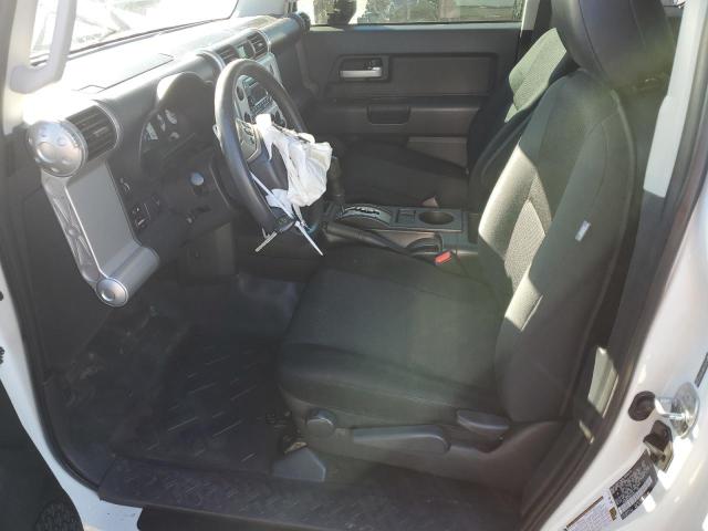 Photo 7 from auction – 2012 TOYOTA FJ CRUISER with VIN JTEZU4BF3CK012054