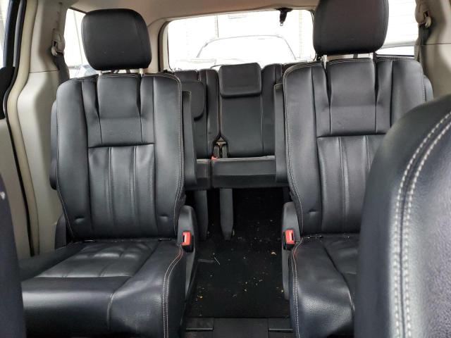 Photo 10 from auction – 2016 CHRYSLER TOWN & COU with VIN 2C4RC1BG6GR214442