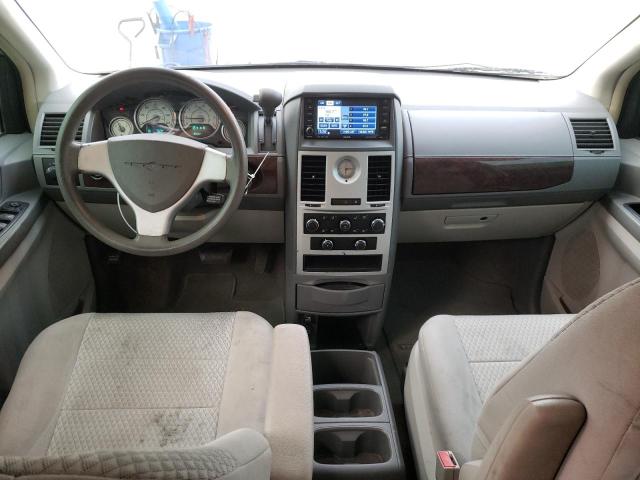 Photo 8 from auction – 2010 CHRYSLER TOWN & COU with VIN 2A4RR2D18AR450329