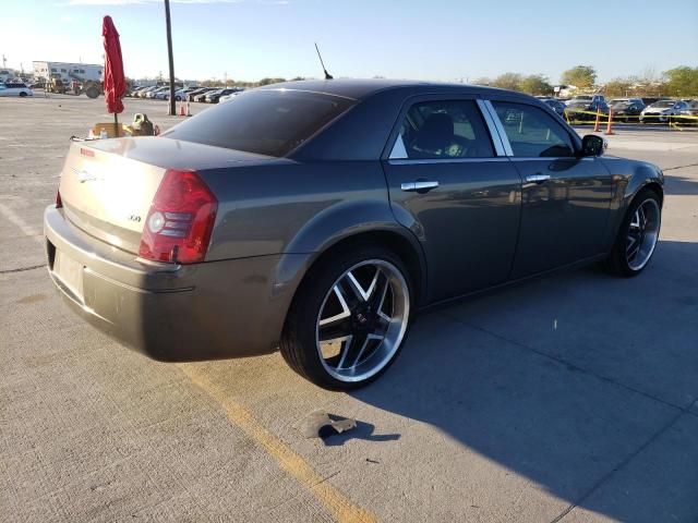 Photo 3 from auction – 2008 CHRYSLER 300 LX with VIN 2C3KA43R18H141663