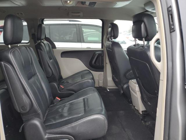 Photo 11 from auction – 2016 CHRYSLER TOWN & COU with VIN 2C4RC1BG6GR214442