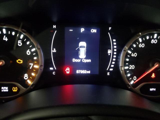 Photo 9 from auction – 2017 JEEP RENEGADE L with VIN ZACCJBBB9HPG13857