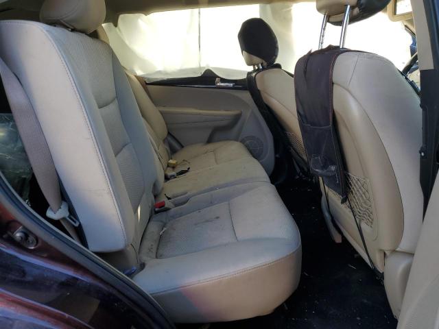 Photo 11 from auction – 2011 KIA SORENTO with VIN 5XYKT3A11BG138040