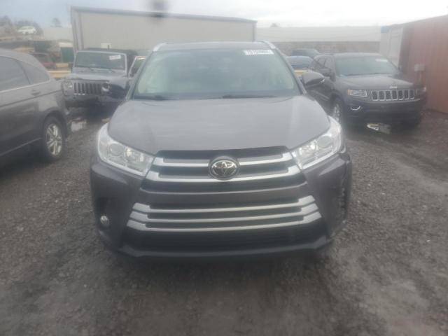 Photo 5 from auction – 2019 TOYOTA HIGHLANDER with VIN 5TDKZRFH9KS328954