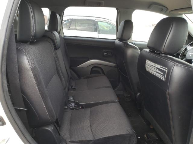 Photo 11 from auction – 2011 MITSUBISHI OUTLANDER with VIN JA4JS4AX2BU037980