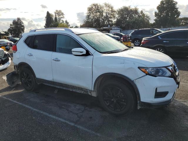 Photo 4 from auction – 2017 NISSAN ROGUE S with VIN KNMAT2MV1HP511538