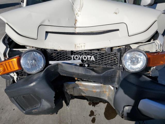Photo 12 from auction – 2012 TOYOTA FJ CRUISER with VIN JTEZU4BF3CK012054