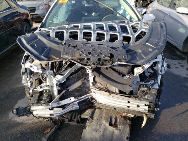 Photo 11 from auction – 2020 TOYOTA COROLLA LE with VIN 5YFEPRAE3LP006451
