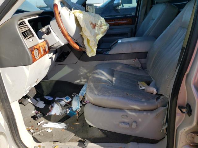 Photo 7 from auction – 2004 LINCOLN NAVIGATOR with VIN 5LMFU27R84LJ05204