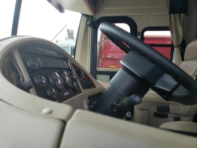 Photo 9 from auction – 2005 FREIGHTLINER CHASSIS X with VIN 4UZAAHDC95CU55614