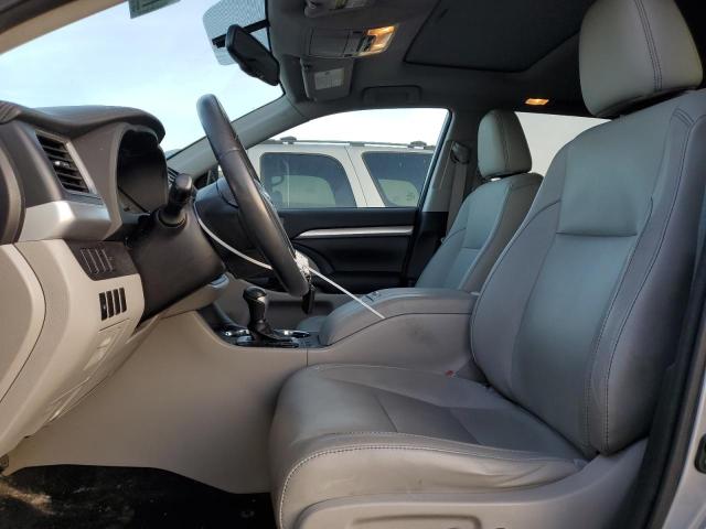 Photo 7 from auction – 2016 TOYOTA HIGHLANDER with VIN 5TDJKRFHXGS504692