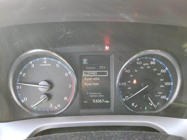Photo 9 from auction – 2016 TOYOTA RAV4 XLE with VIN JTMWFREV4GD087020